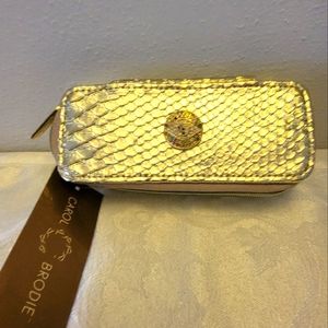 Carol Bodie travel case